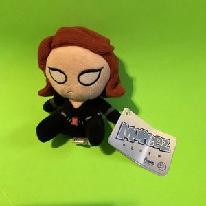 Funko NWT MOPEEZ PLUSH MARVEL BLACK WIDOW